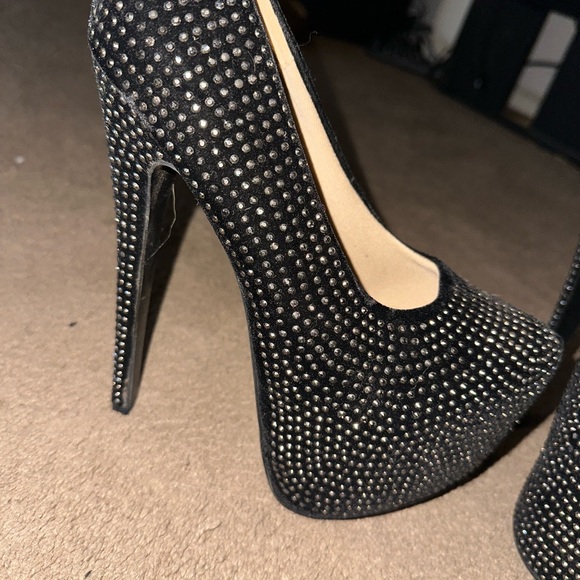 Like new Womens Delicacy silver rhinestone black platform heels! - Picture 4 of 5